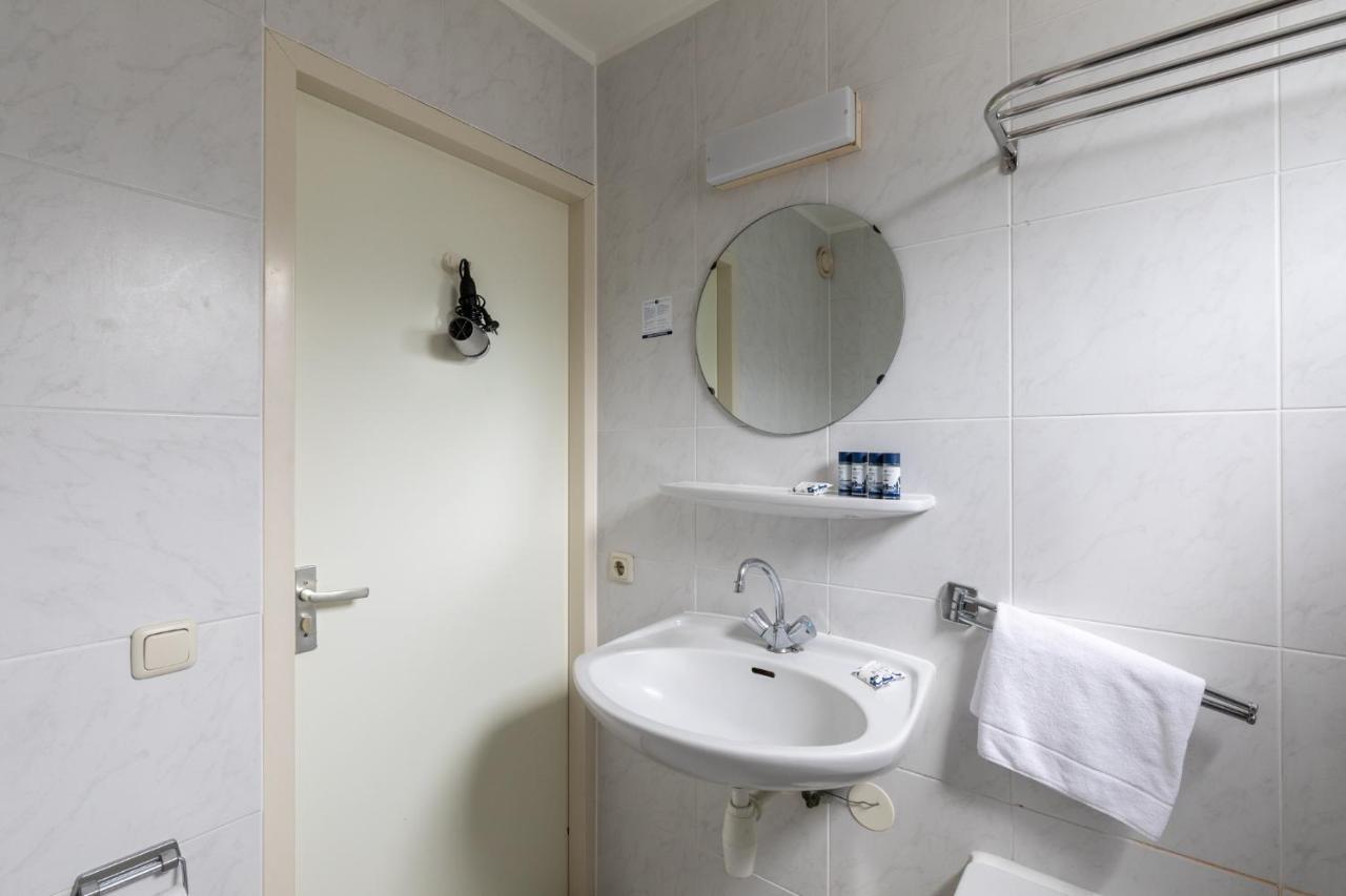 Appartement De Bosrand, Resort Amelander Kaap Hollum  Exterior photo